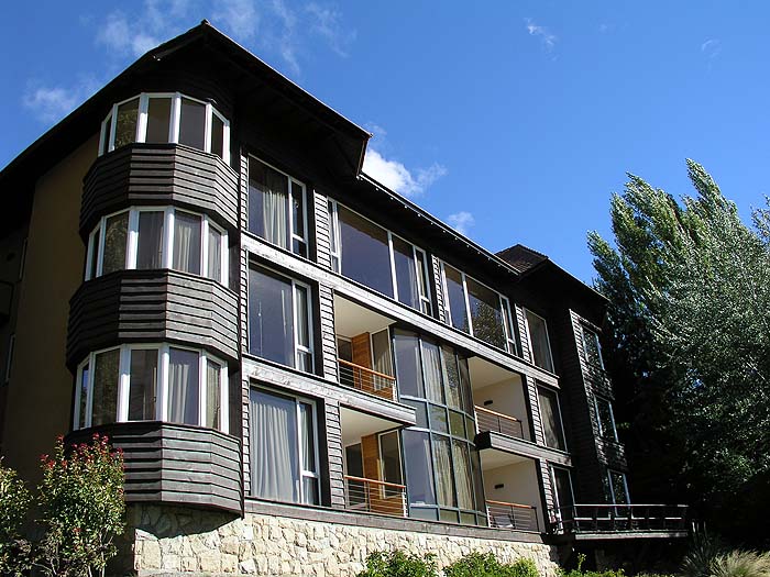 AR0306RB386_design_suites.jpg [&copy; Last Frontiers Ltd]