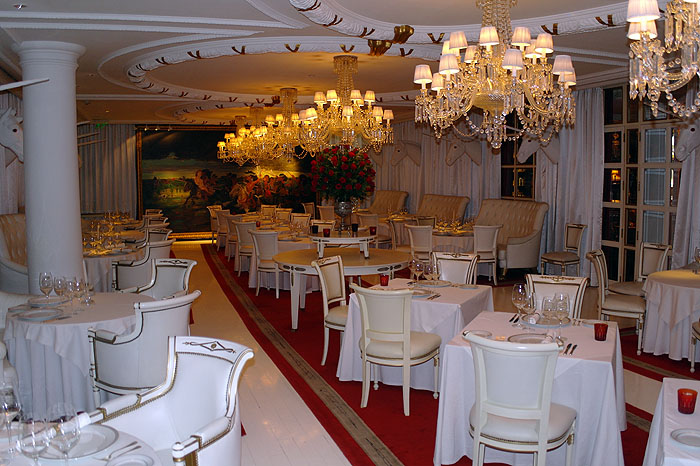AR0512JL015_faena-el-bistro.jpg [&copy; Last Frontiers Ltd]