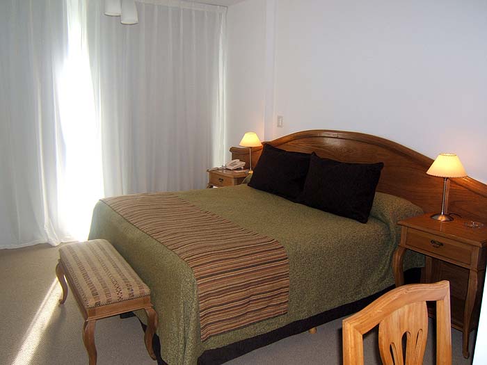 AR1106JF230_villa_piren.jpg [&copy; Last Frontiers Ltd]