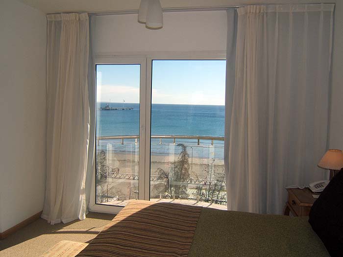 AR1106JF232_villa_piren.jpg [&copy; Last Frontiers Ltd]