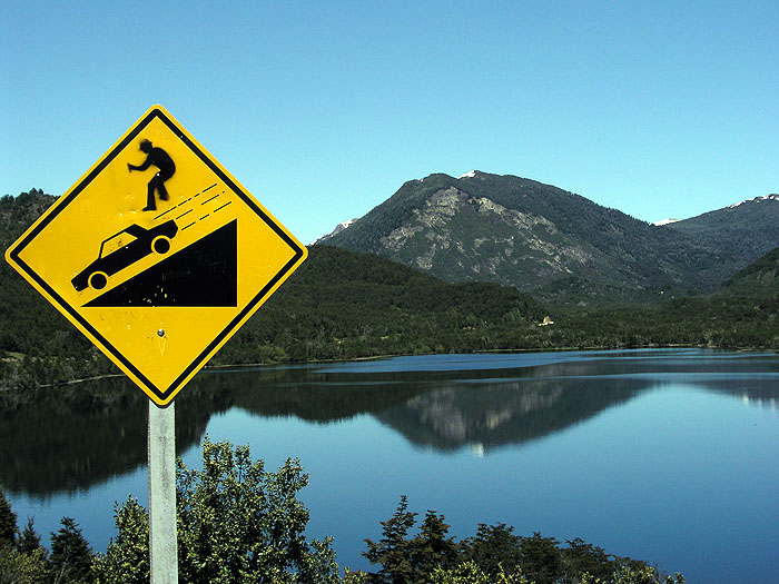 AR1206EM068_seven_lakes_drive.jpg [&copy; Last Frontiers Ltd]