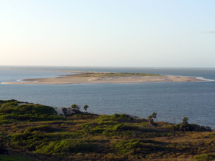 BR0808FP251_ilha-do-caju.jpg [&copy; Last Frontiers Ltd]