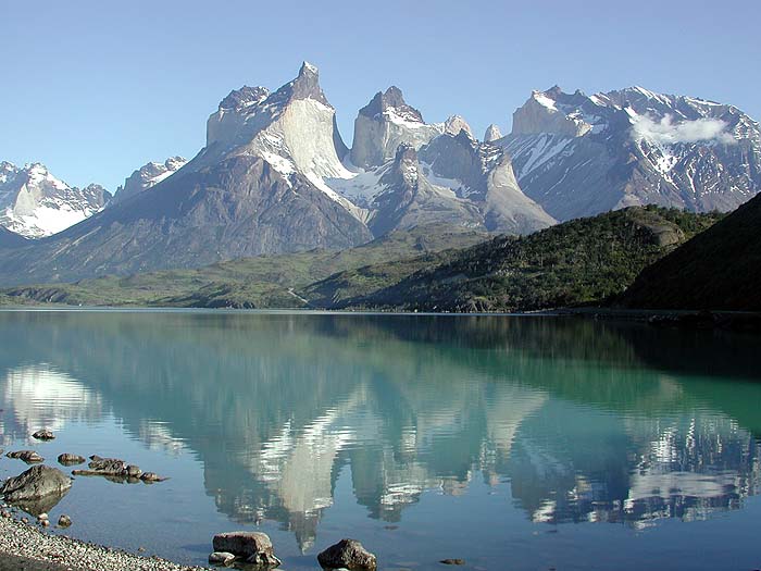 CH1103EM019_view_from_pehoe.jpg [&copy; Last Frontiers Ltd]