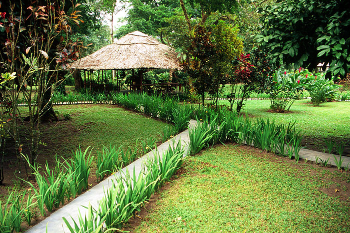 CR0101SHS001_Mawamba.jpg [&copy; Last Frontiers Ltd]