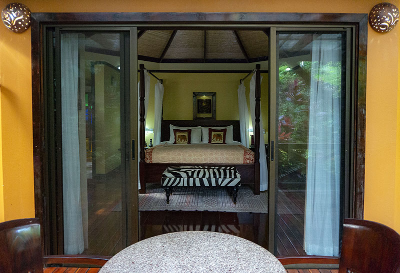 CR0418HG0081_nayara-resort-rainforest-casita.jpg [&copy; Last Frontiers Ltd]