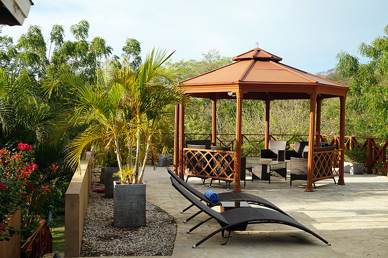 CR0418HG0729_rancho-humo-pool.jpg [&copy; Last Frontiers Ltd]