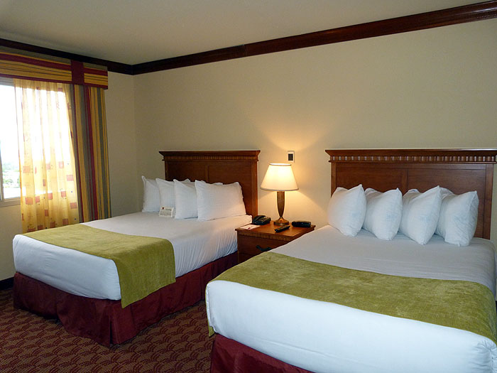 SV0913SM0468_suites-las-palmas.jpg [&copy; Last Frontiers Ltd]
