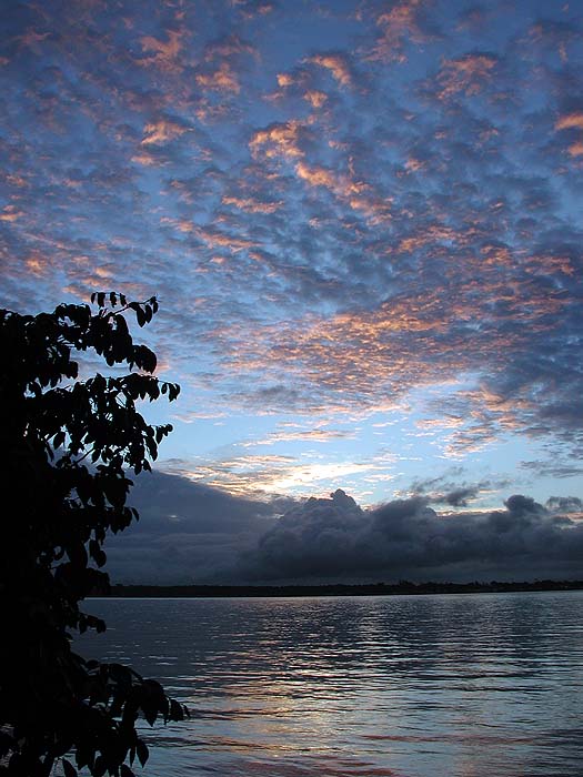 GN1202SH010_essequibo.jpg [&copy; Last Frontiers Ltd]