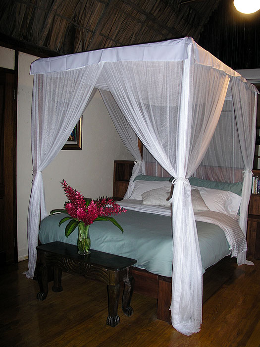 HN1006SM288_las_cascadas.jpg [&copy; Last Frontiers Ltd]