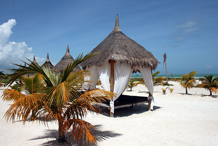 MX0808EM292_casa_sandra.jpg [&copy; Last Frontiers Ltd]