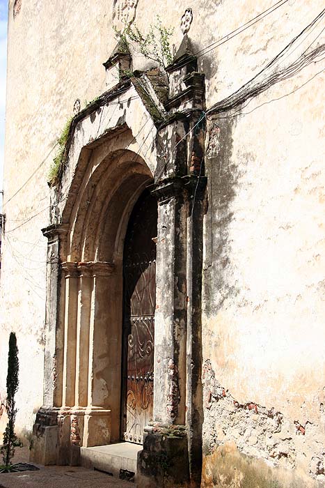 MX0906EP107_san_cristobal.jpg [&copy; Last Frontiers Ltd]