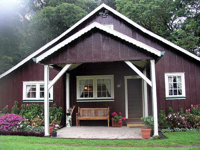 PA0906TM318_fincalerida.jpg [&copy; Last Frontiers Ltd]