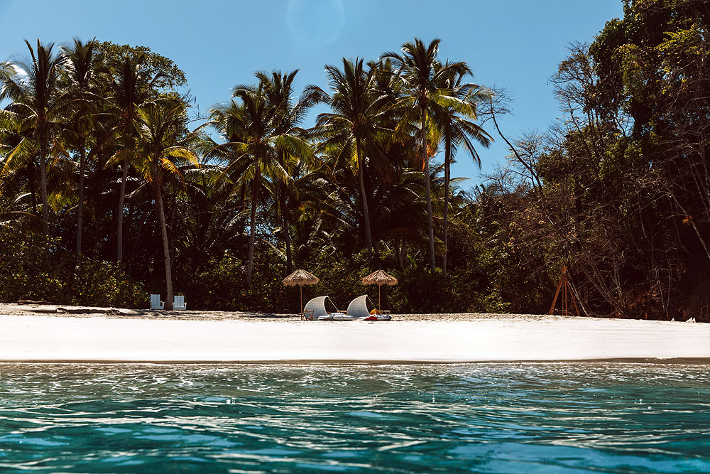 PA1019IS12_islas-secas-picnic.jpg [&copy; Last Frontiers Ltd]
