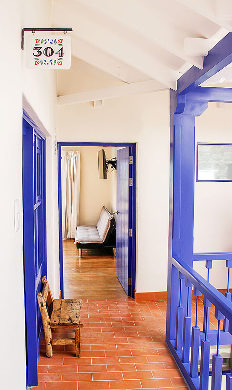 PE0117RE009_el-retablo-hallway.jpg [&copy; Last Frontiers Ltd]