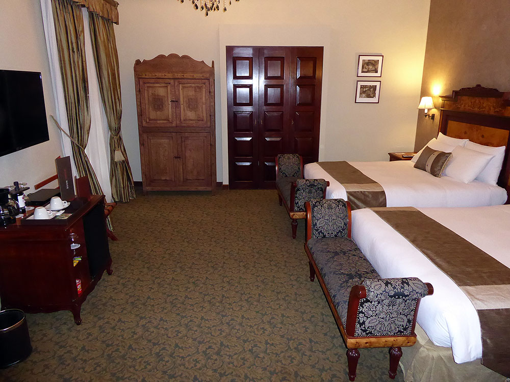 PE1018SM367_cusco-aranwa-deluxe-superior-twin-room.jpg [&copy; Last Frontiers Ltd]