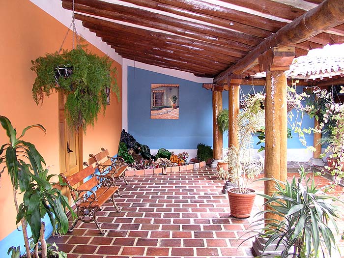 VE0105JF106_elbaqueano.jpg [&copy; Last Frontiers Ltd]