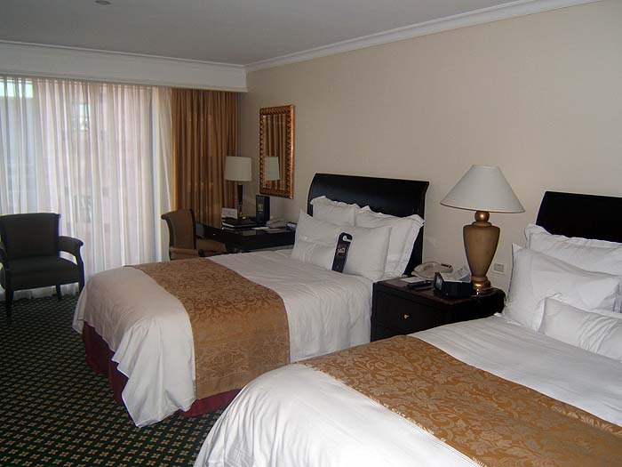 VE1006JF020_marriott.jpg [&copy; Last Frontiers Ltd]